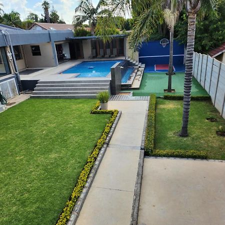17 On Buffalo Johannesburg Exterior photo