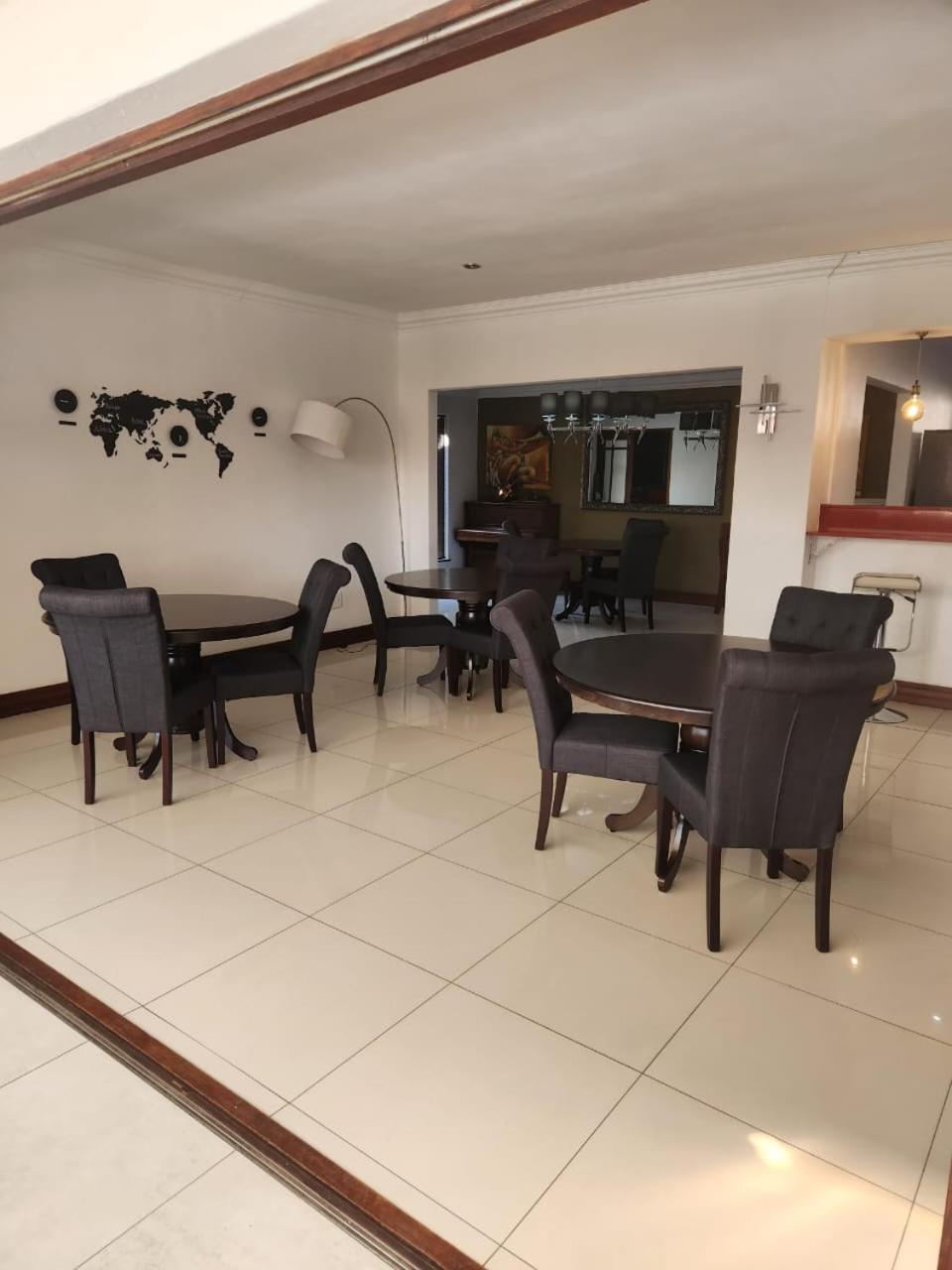 17 On Buffalo Johannesburg Exterior photo